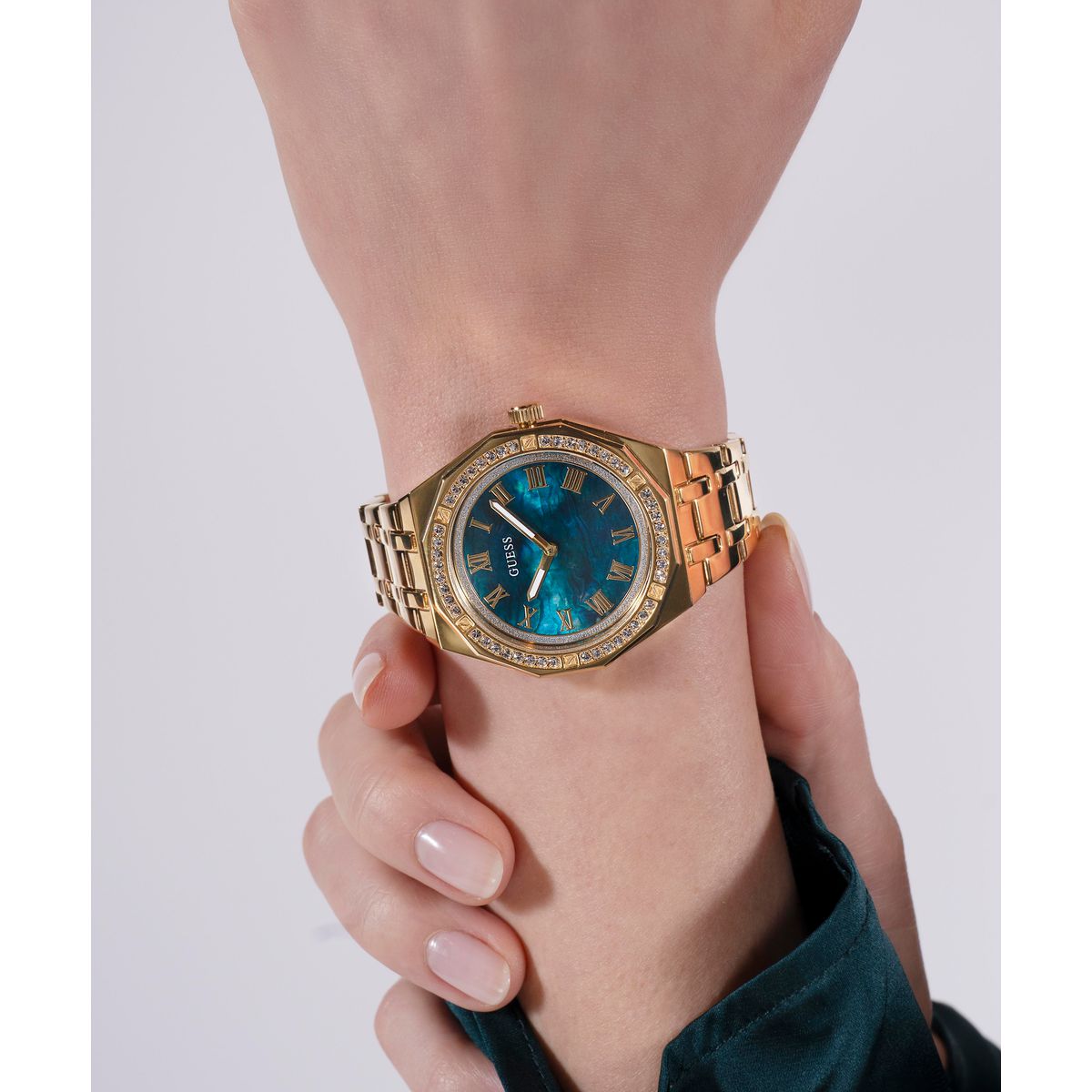 Guess Dress Women's Watch GW0770L2