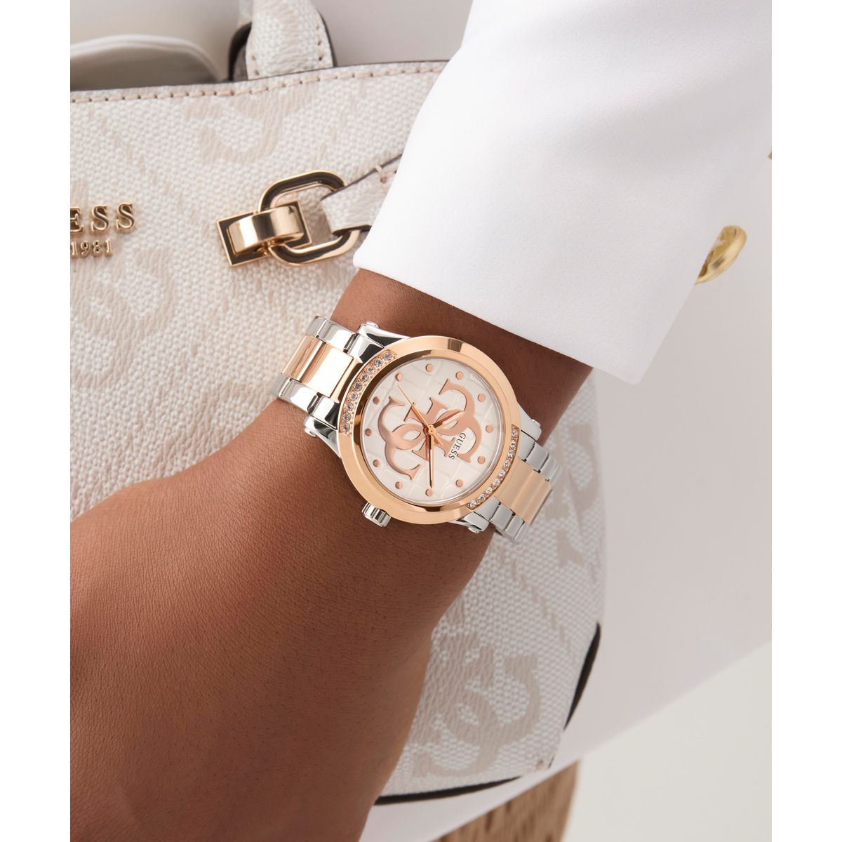 Guess Women's Watch GW0861L5