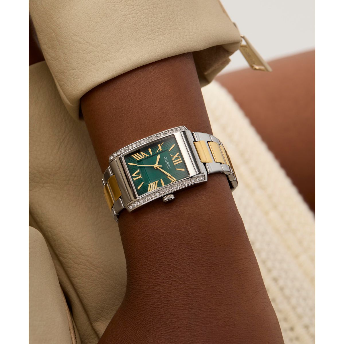 Guess Women's Watch GW0874L2