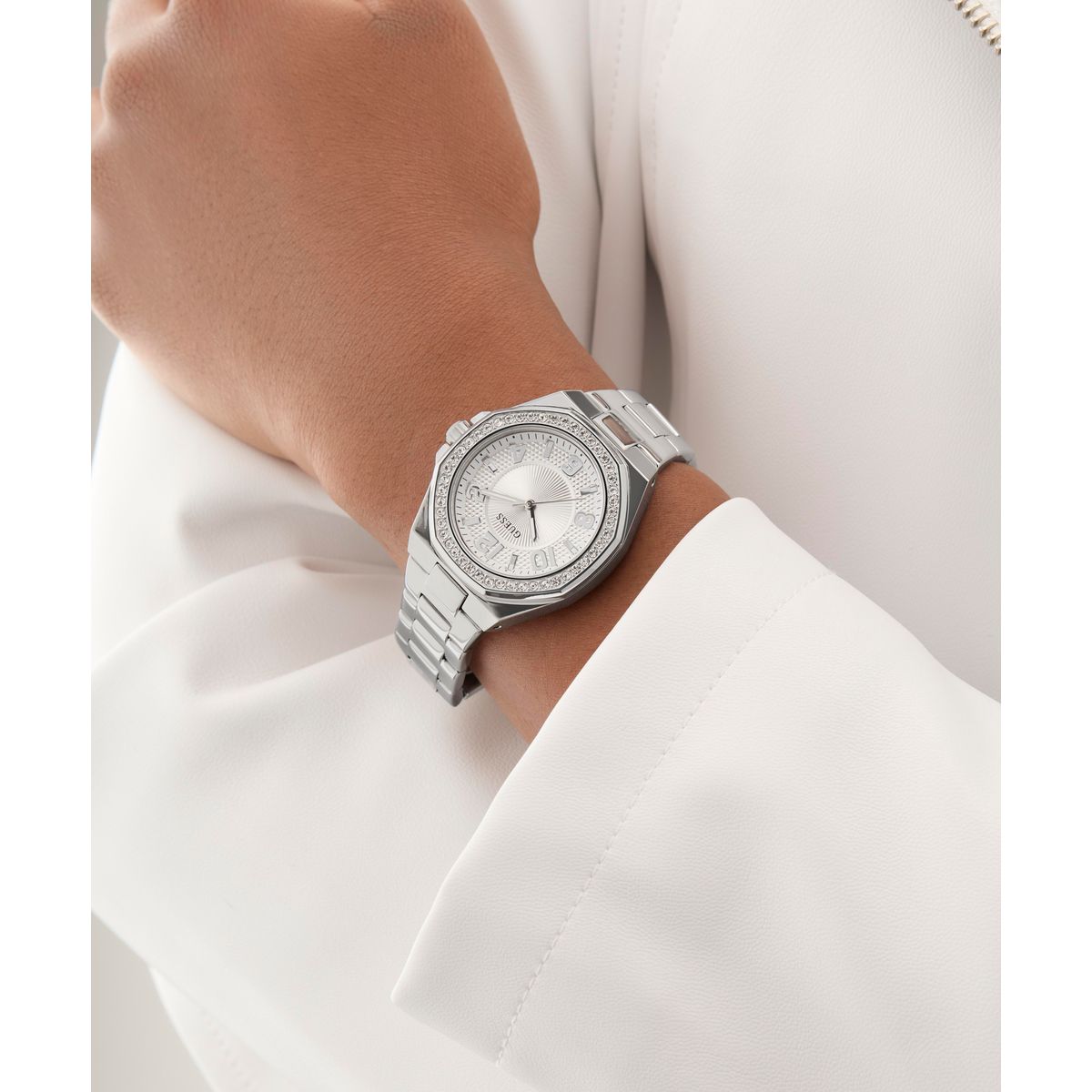 Guess Women's Watch GW0877L1
