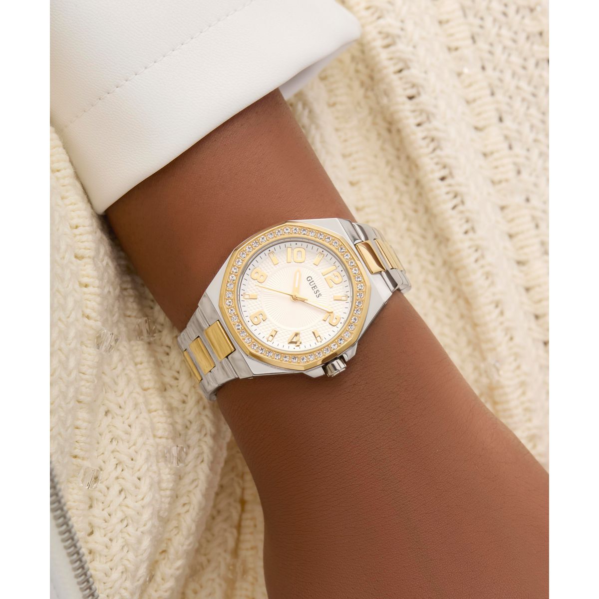 Guess Women's Watch GW0877L4