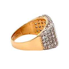 Anillo Cuadrado de Diamantes Exquisito