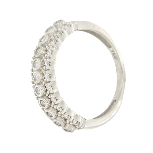 Anillo Cintillo con Diamantes: Elegancia y Brillo Eterno