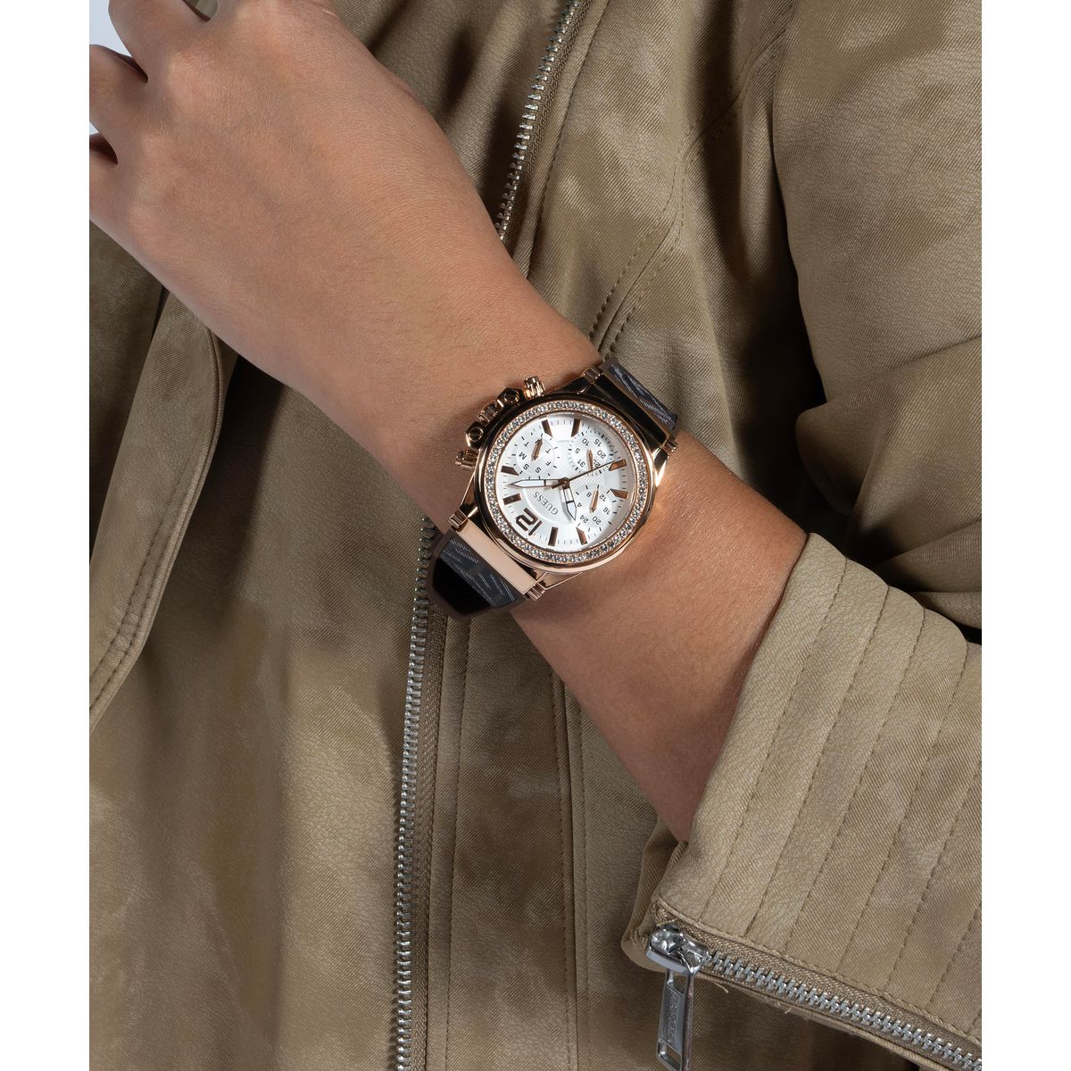 Guess Charisma Women's Watch GW0621L5