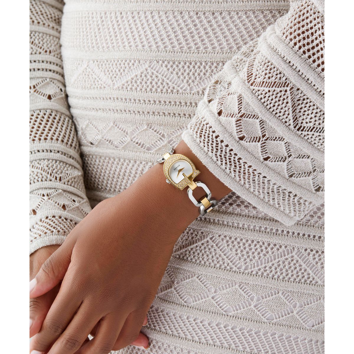 Guess Dress Women's Watch GW0683L6