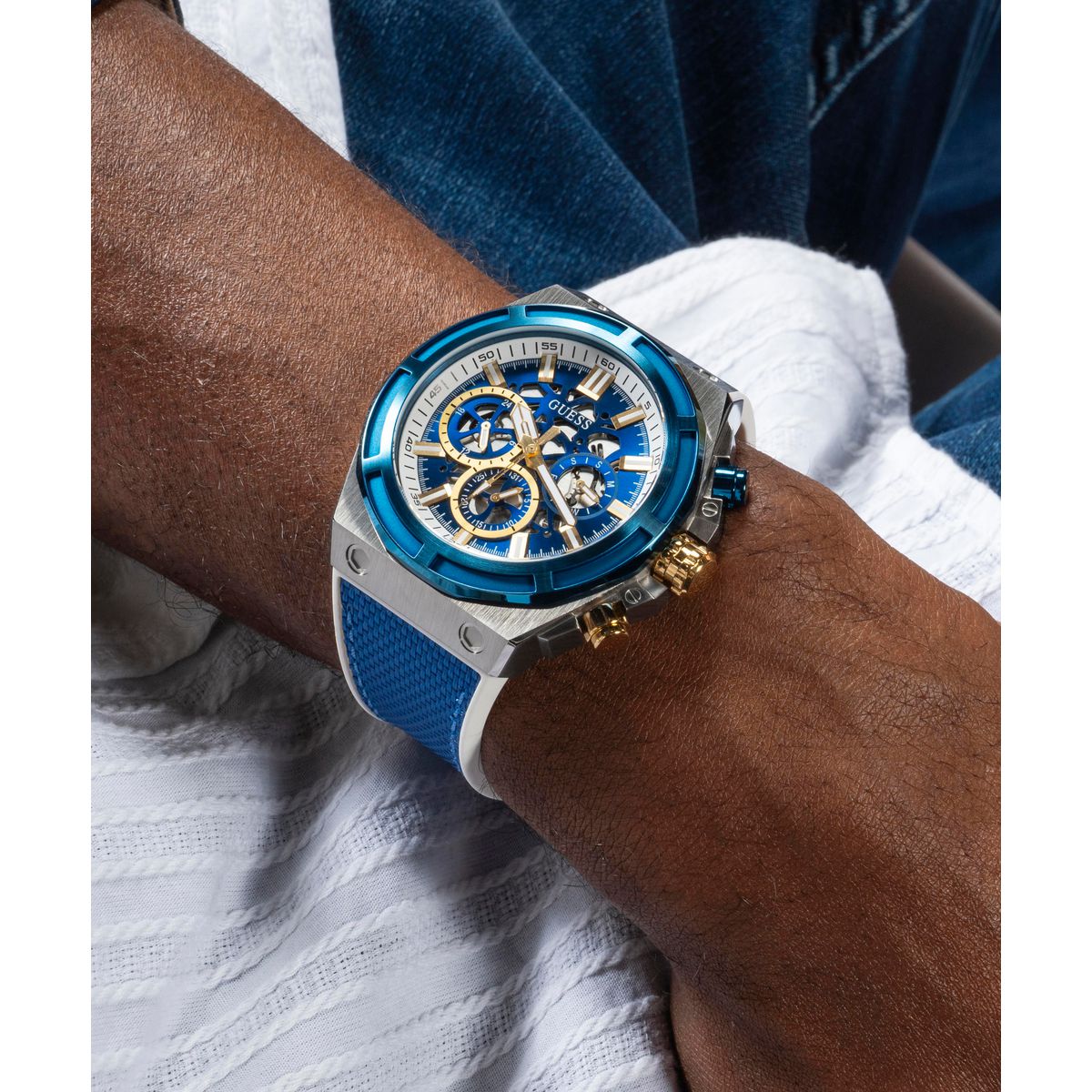 Reloj Guess Masterpiece Masculino  GW0713G1