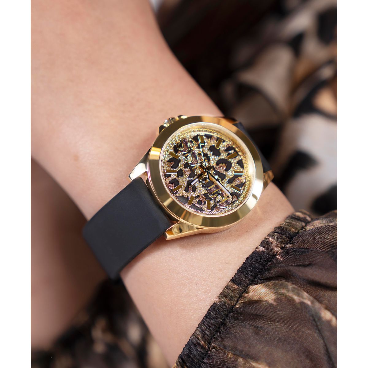 Guess Women's Watch GW0749L2