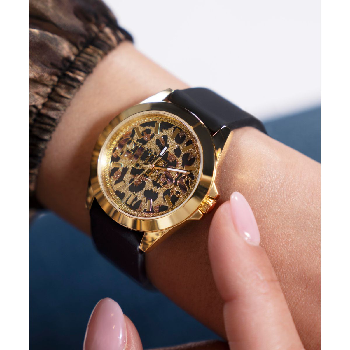 Guess Women's Watch GW0749L2