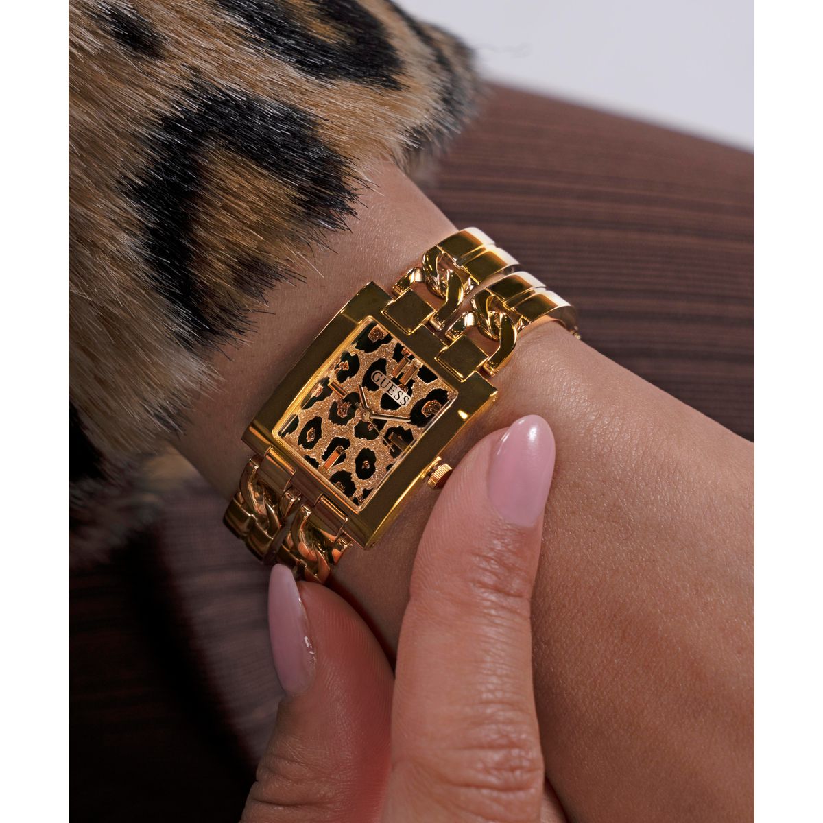 Guess Women's Watch GW0807L2