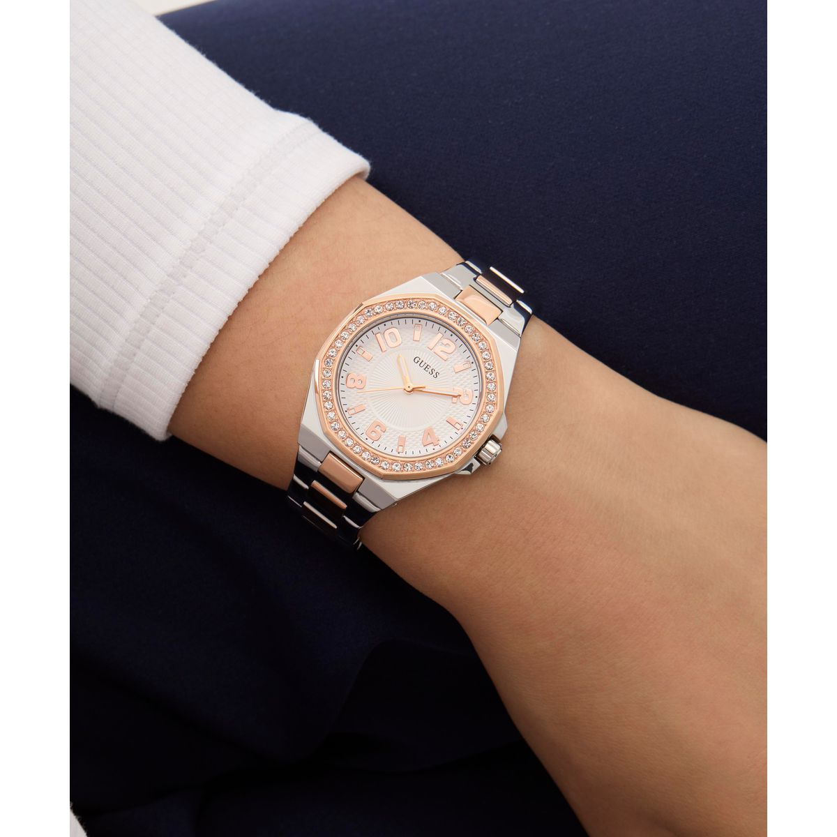 Guess Women's Watch GW0877L5