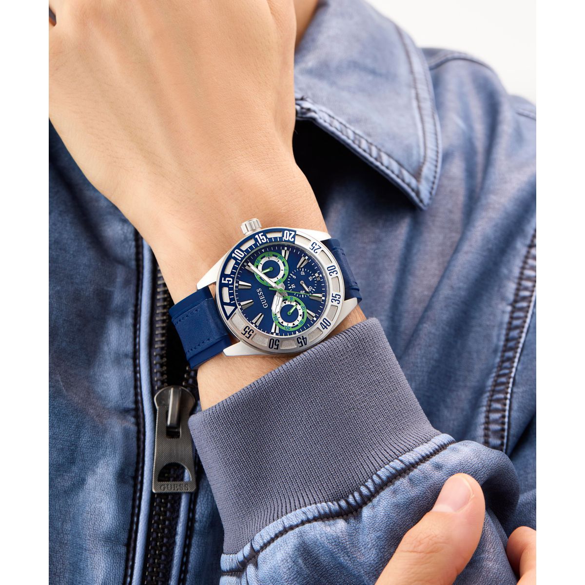 Guess Men's Watch GW0903G1