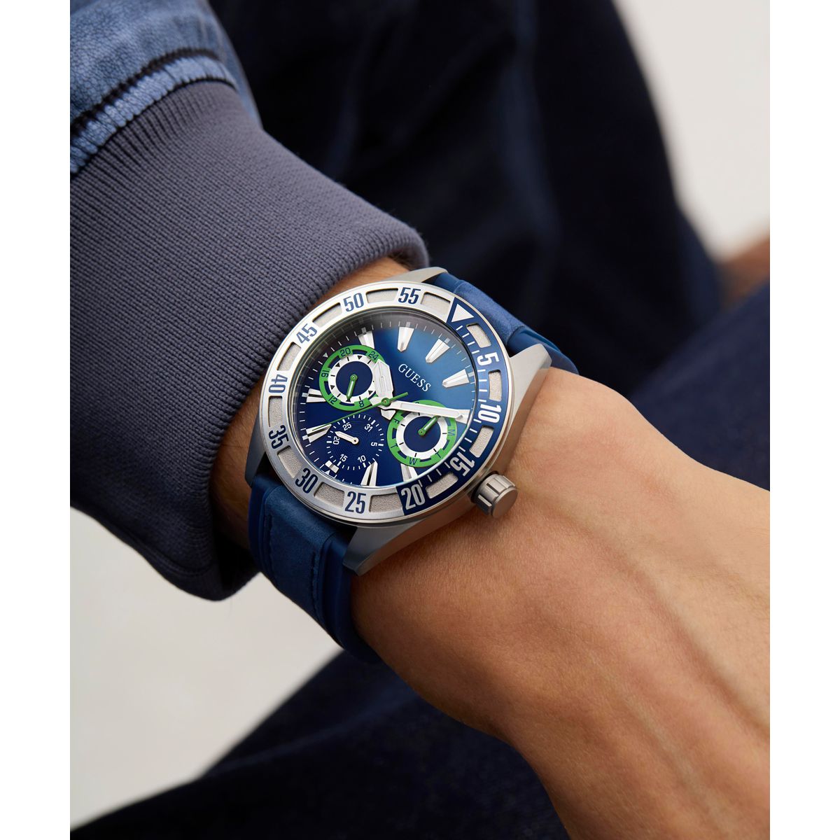 Guess Men's Watch GW0903G1