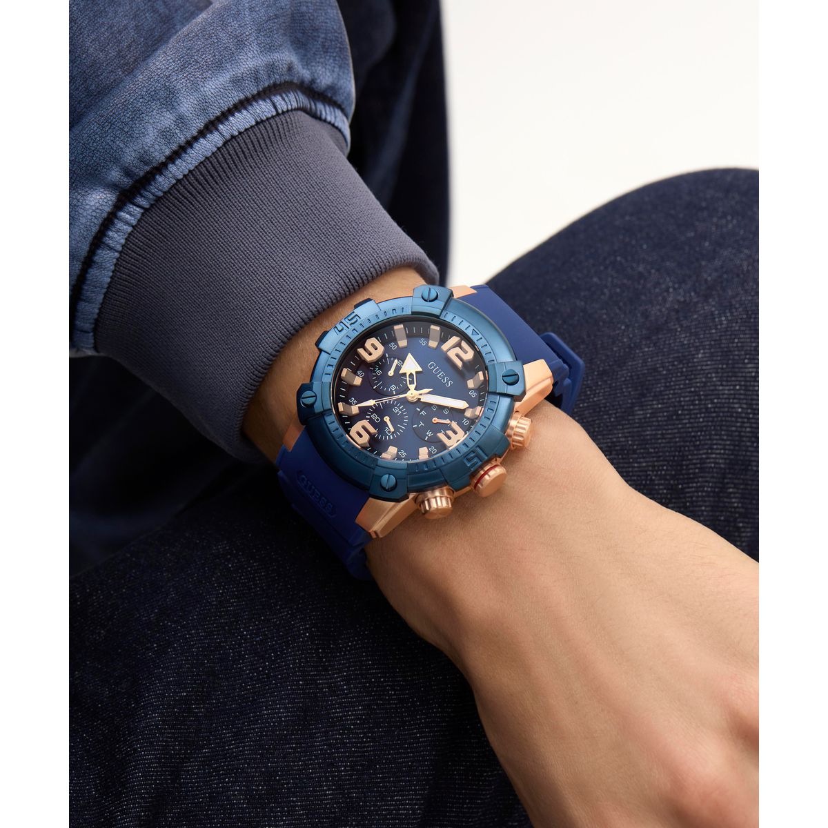 Guess Men's Watch GW0911G2