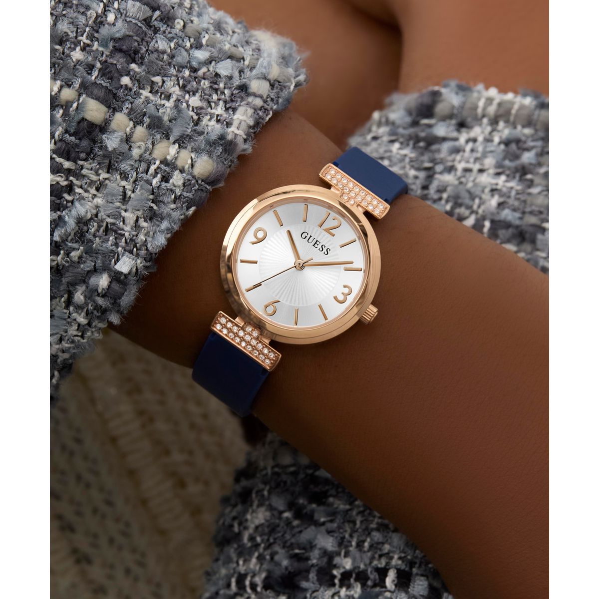 Guess Women's Watch GW0912L3