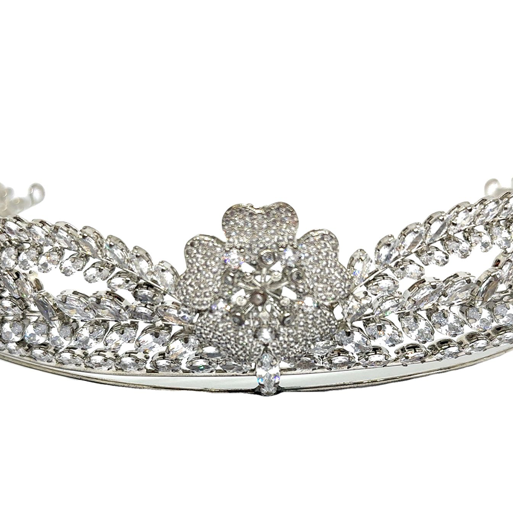 Flower and Zircon Crown VEC11639